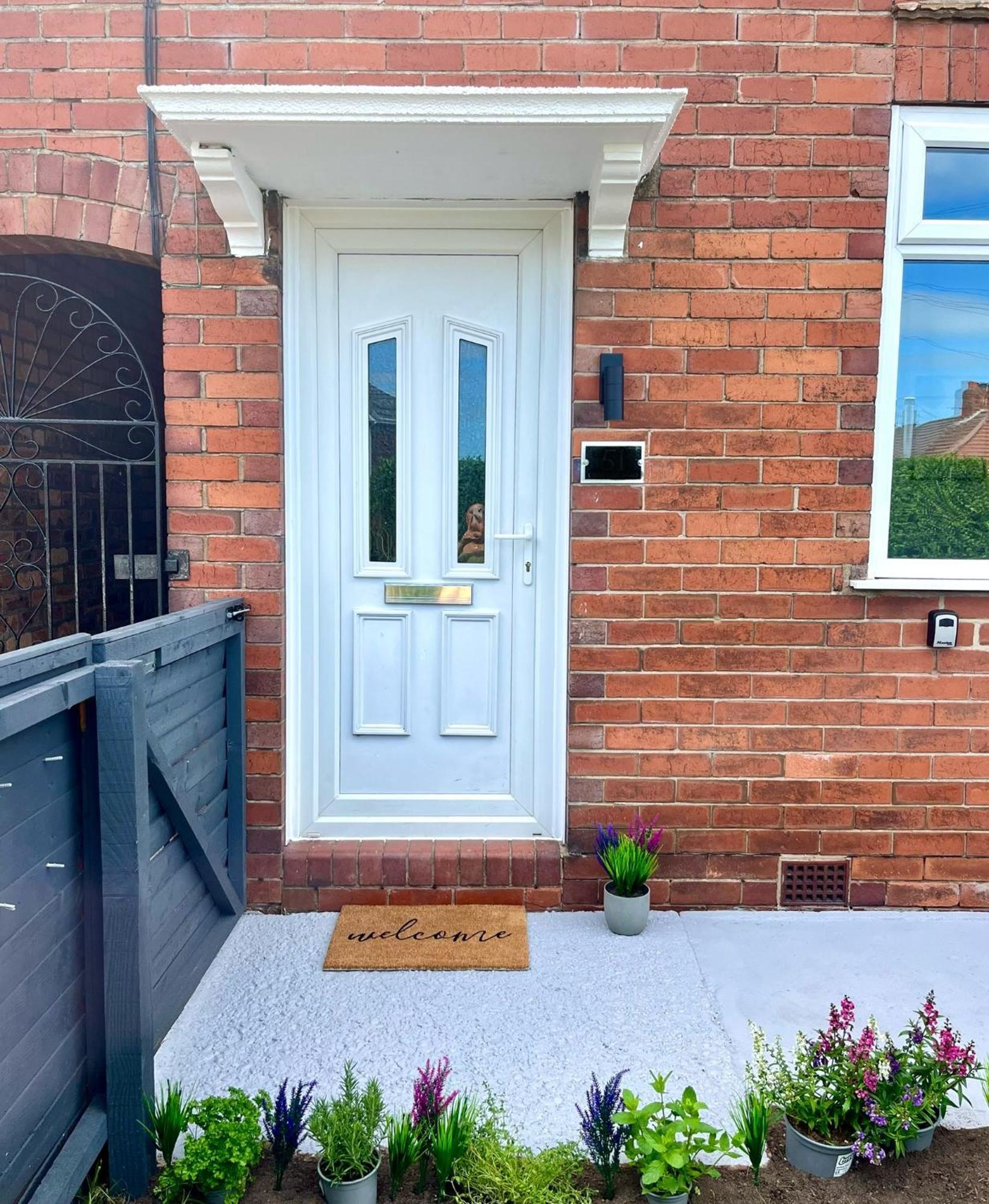 Crestfield House - Stunning Near Alton Towers - Free Parking & Garden Holiday home Stoke-on-Trent